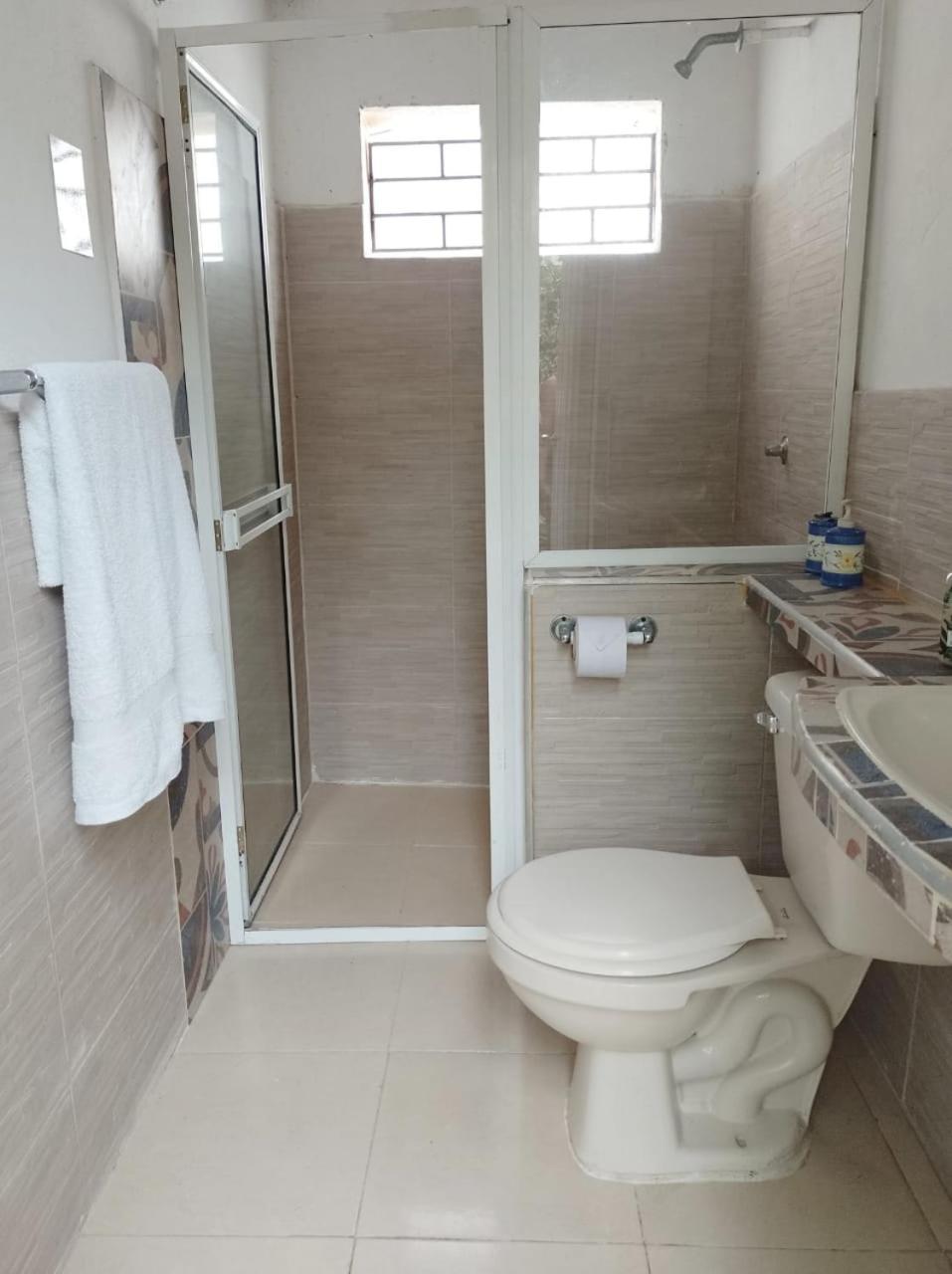 Hostal Corales โตลู ภายนอก รูปภาพ