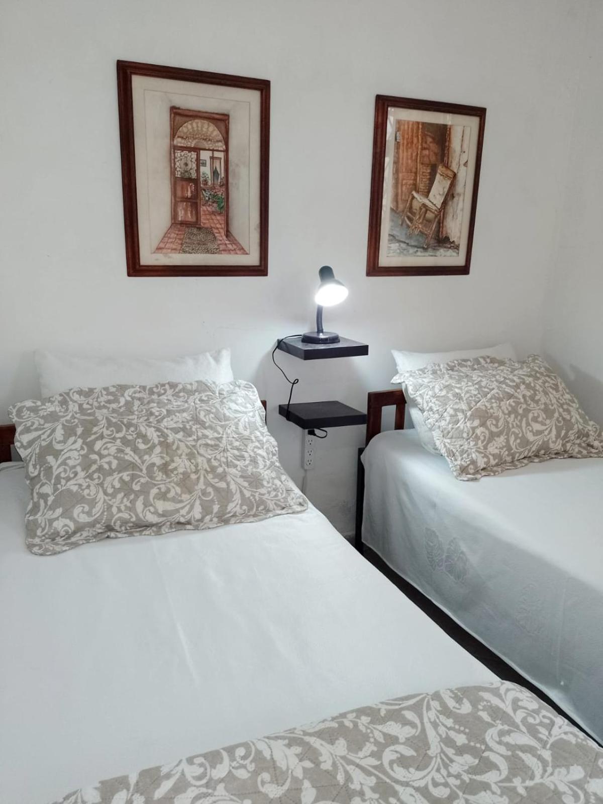 Hostal Corales โตลู ภายนอก รูปภาพ