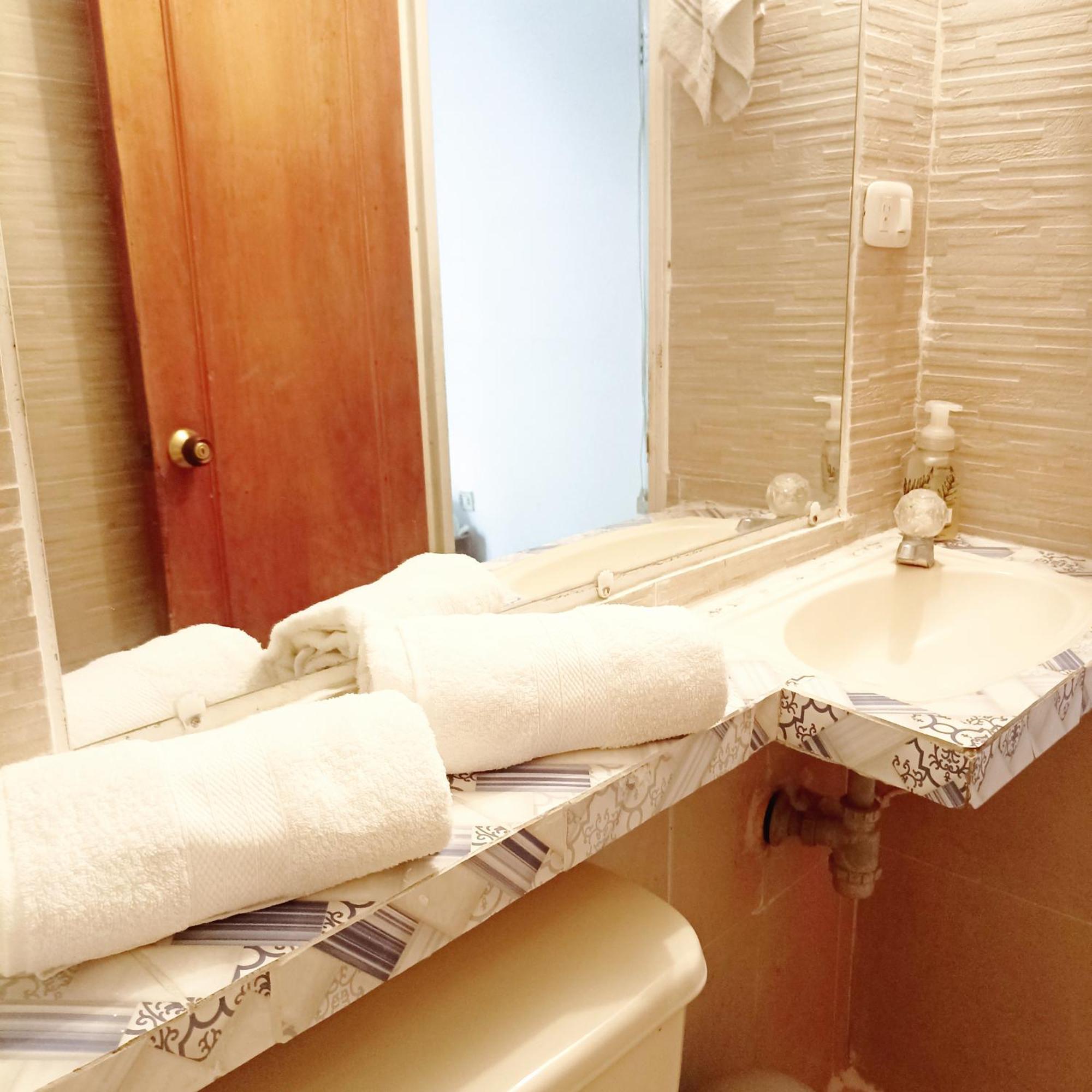 Hostal Corales โตลู ภายนอก รูปภาพ