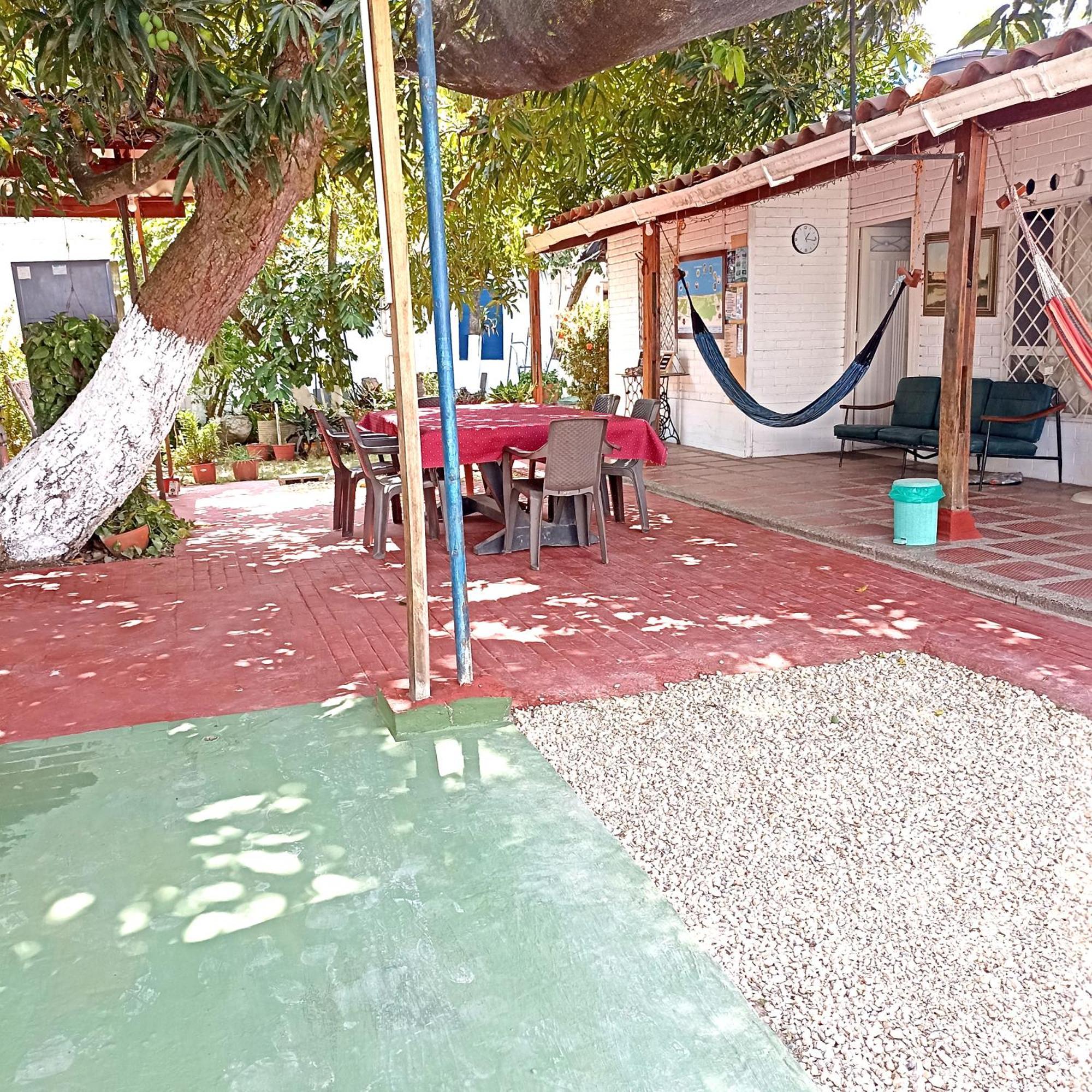 Hostal Corales โตลู ภายนอก รูปภาพ