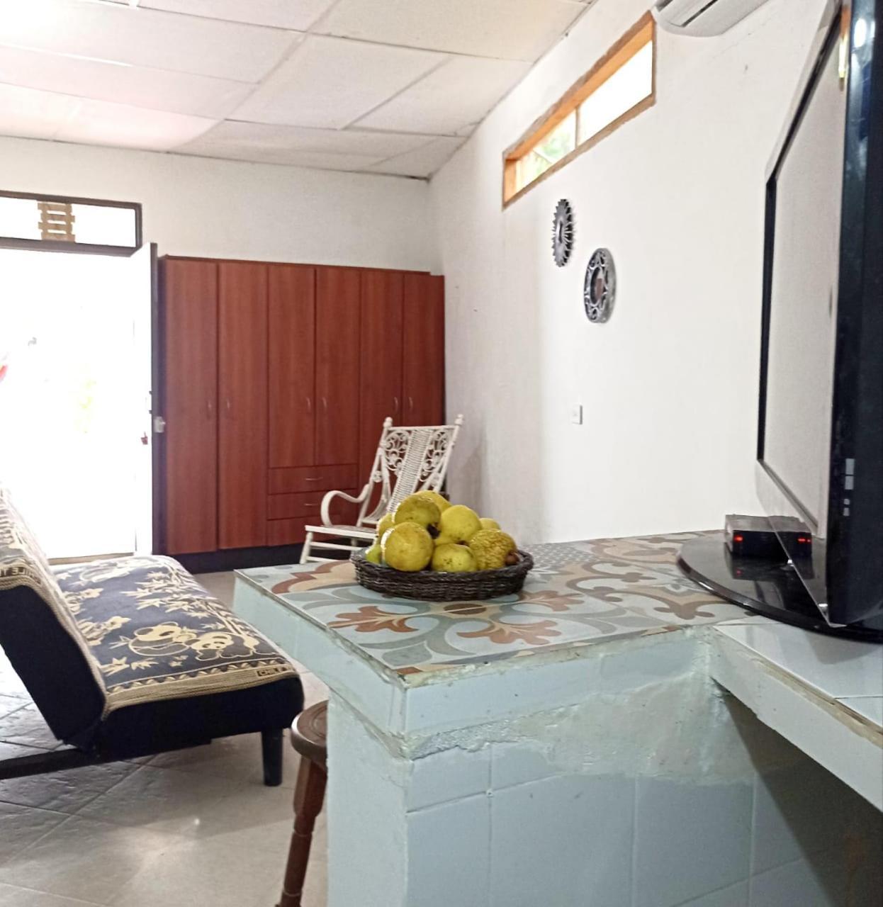 Hostal Corales โตลู ภายนอก รูปภาพ