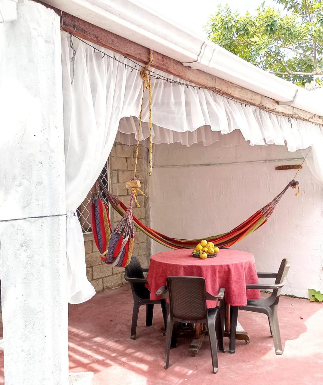 Hostal Corales โตลู ภายนอก รูปภาพ